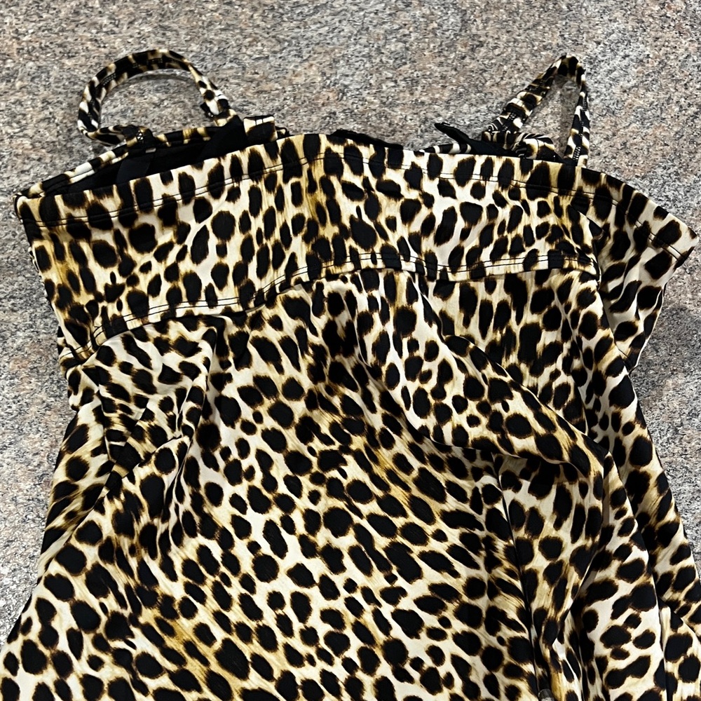 Torrid leopard Print Women's Top size 10/12 00/0 - Picture 7 of 12